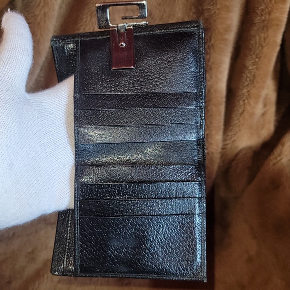 Gucci G Squared Logo Black Pebbled Leather Silver Clasp French Compact Wallet - Picture 12 of 16
